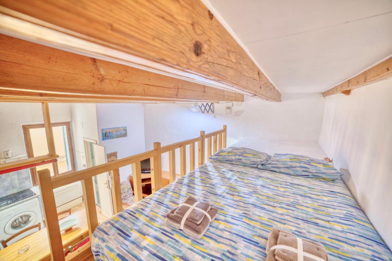 Moon House 2 Apartment Alghero Bagian luar foto